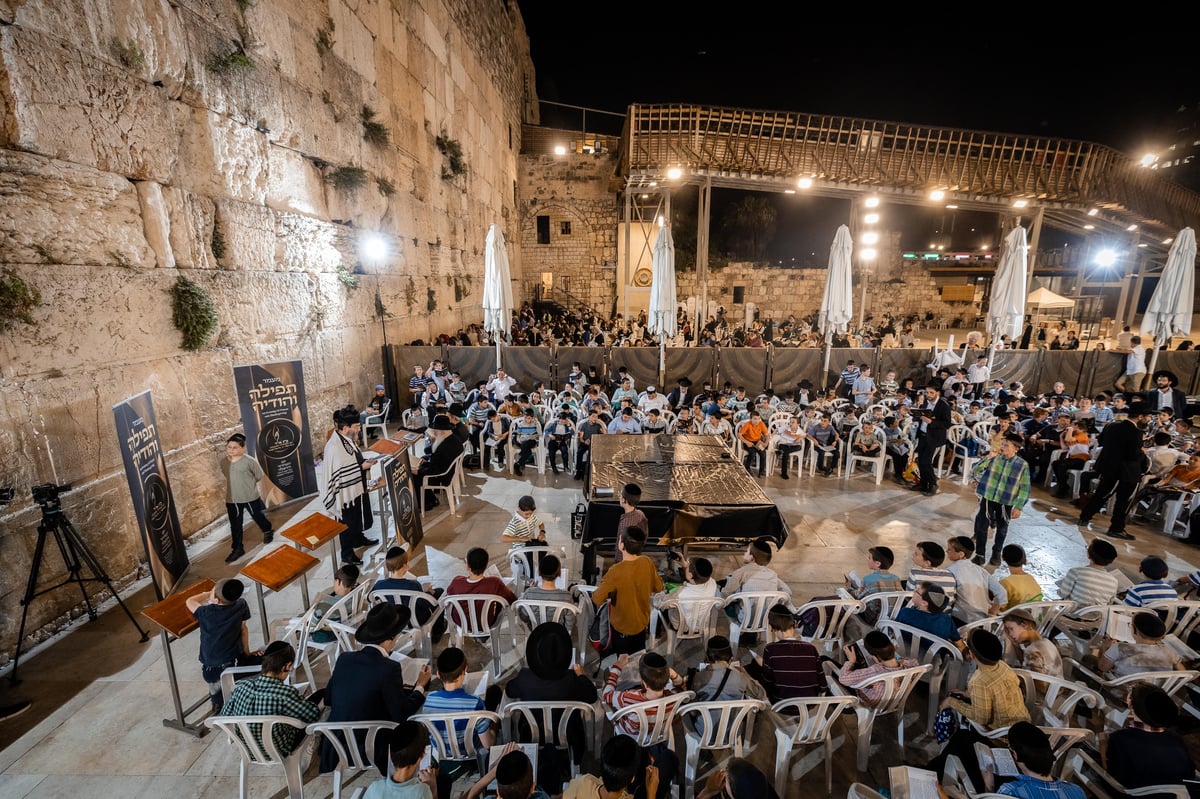 מעמד מרגש בכותל ובקהילות ברחבי העולם; צוין 'יום השחרור וההצלה' - 78 שנים לכניעת הנאצים