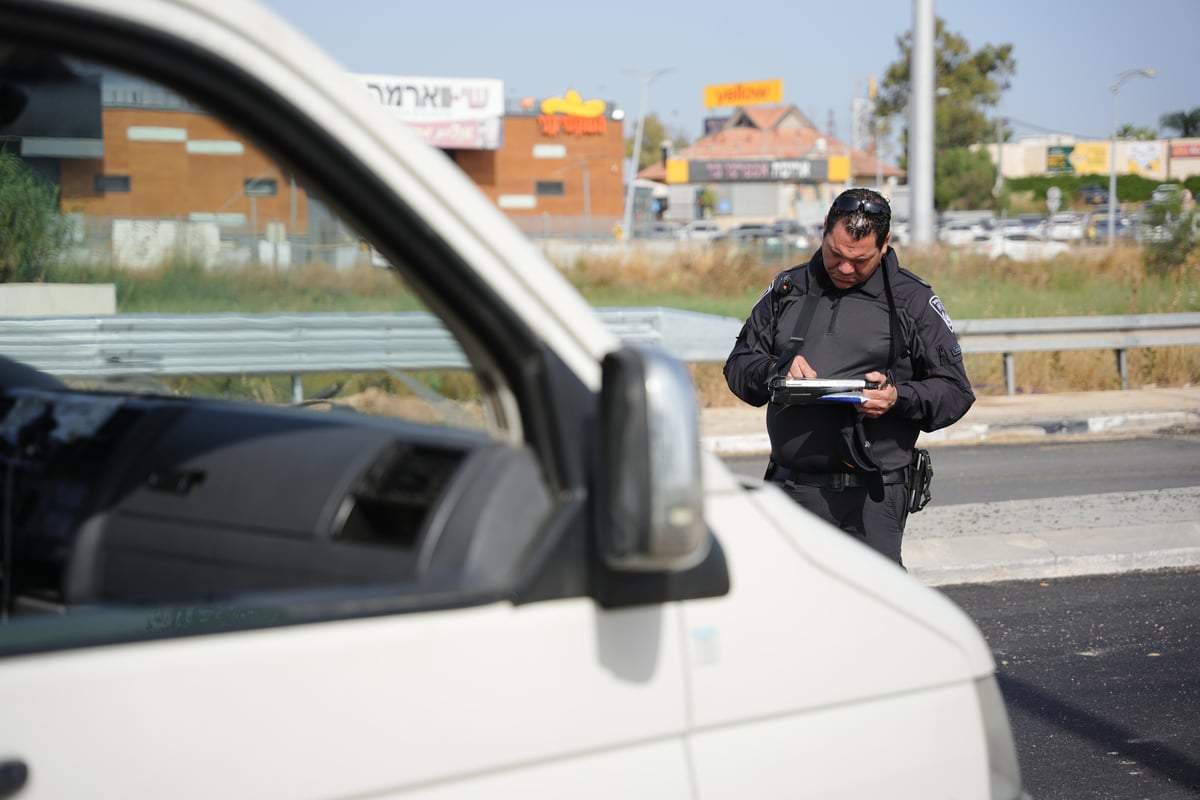 אכיפה מוגברת בכבישי הדרום: 56 כלי רכב הורדו מהכביש