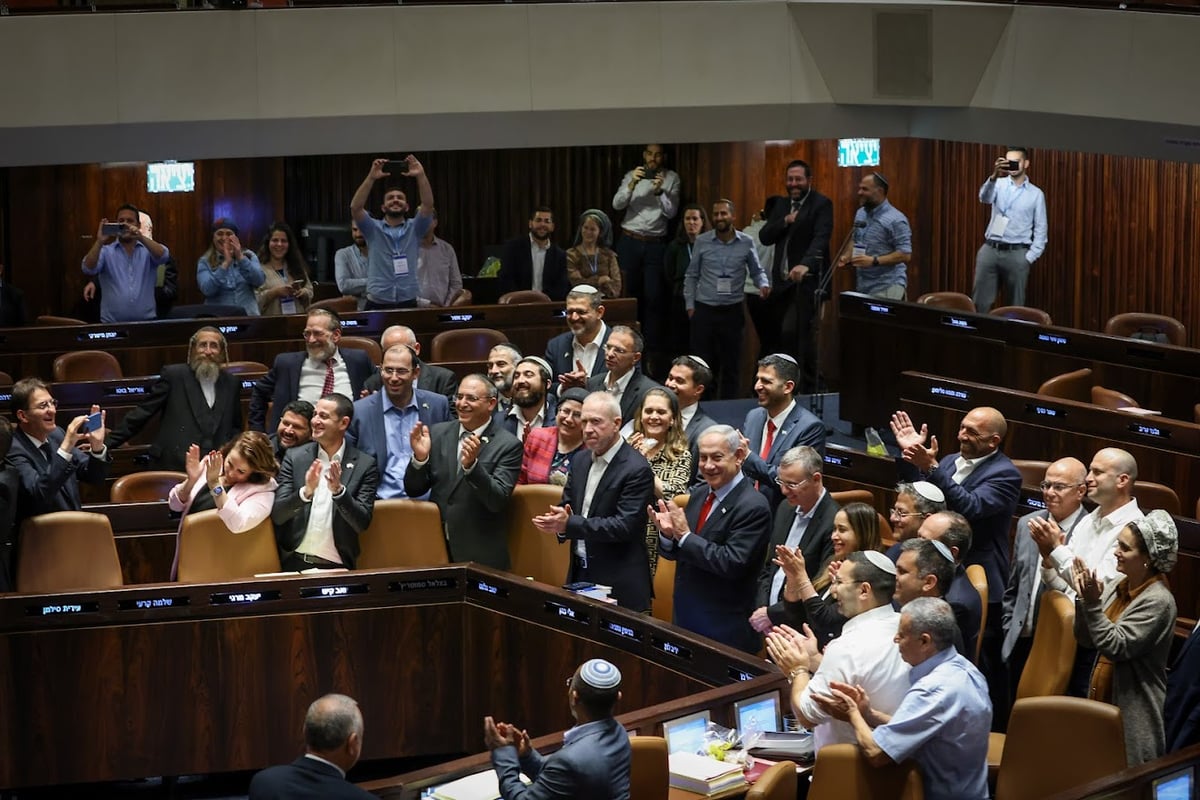 לילה לבן בתמונות | גלריה מסכמת מאישור תקציב המדינה