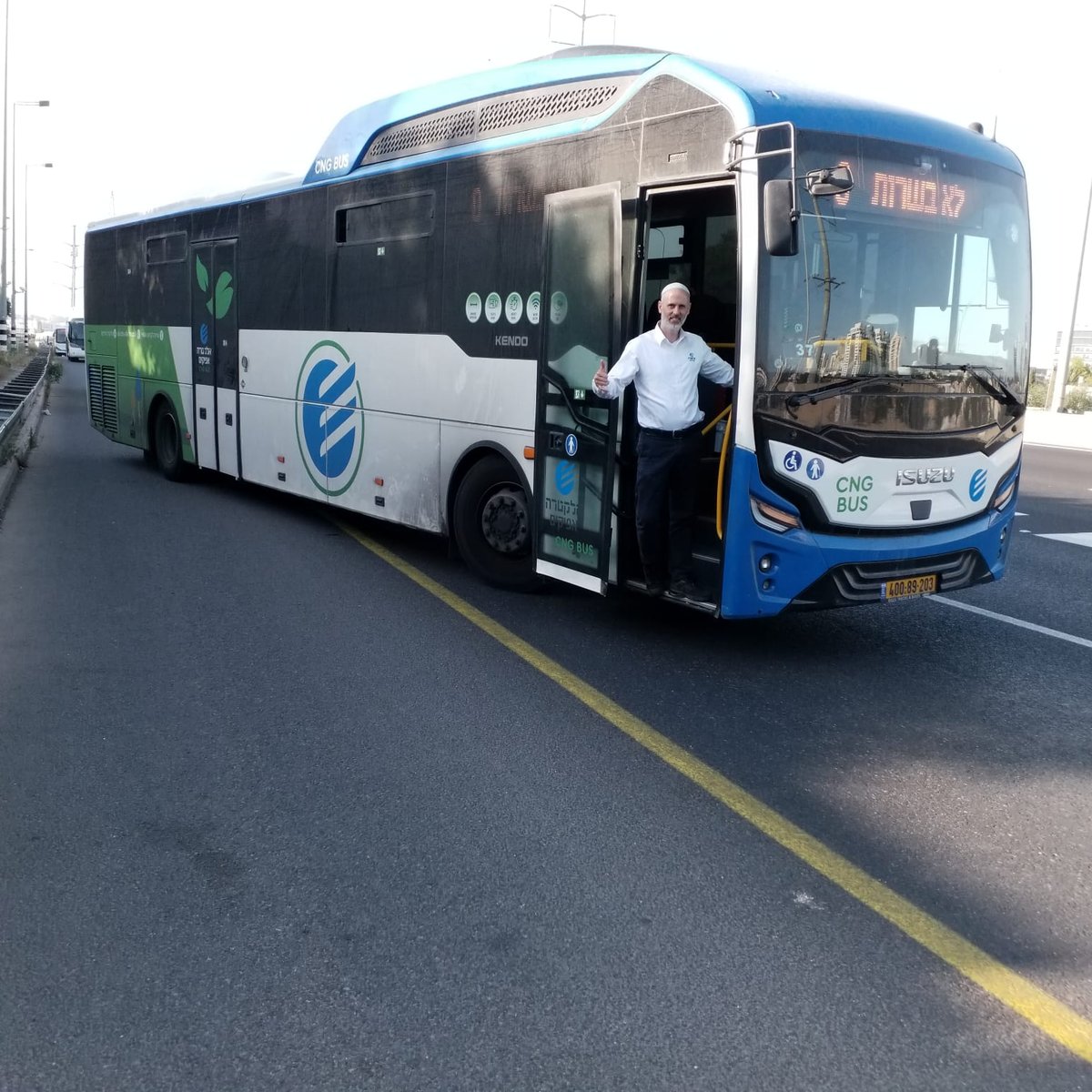 מודה להקב"ה על הרגע שעליתי על ההגה. בן שושן והאוטובוס