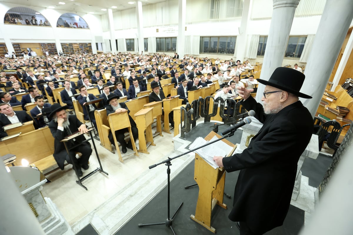 הגרמ"ה הירש הספיד בישיבת חברון - ונועד עם הגר"ד כהן