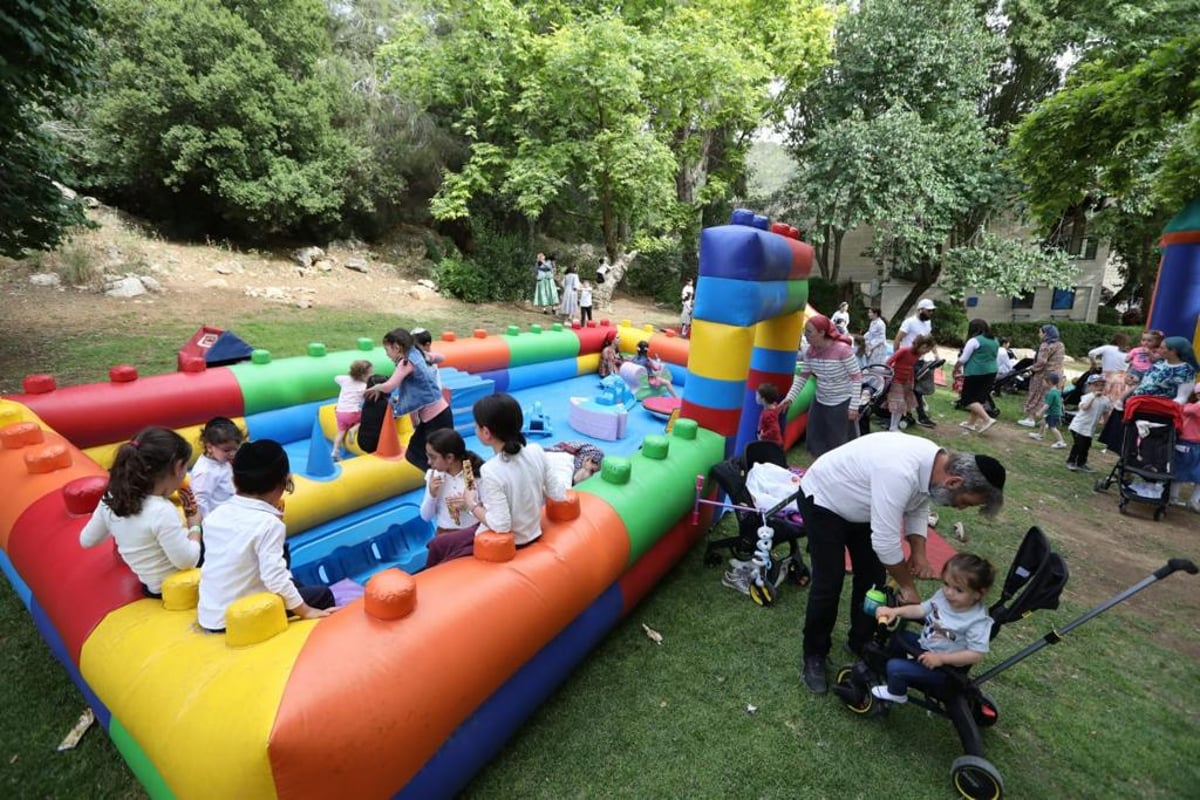 ילדי הצהרונים בירושלים חגגו ביום של הפעלות וכיף בתנכ"י