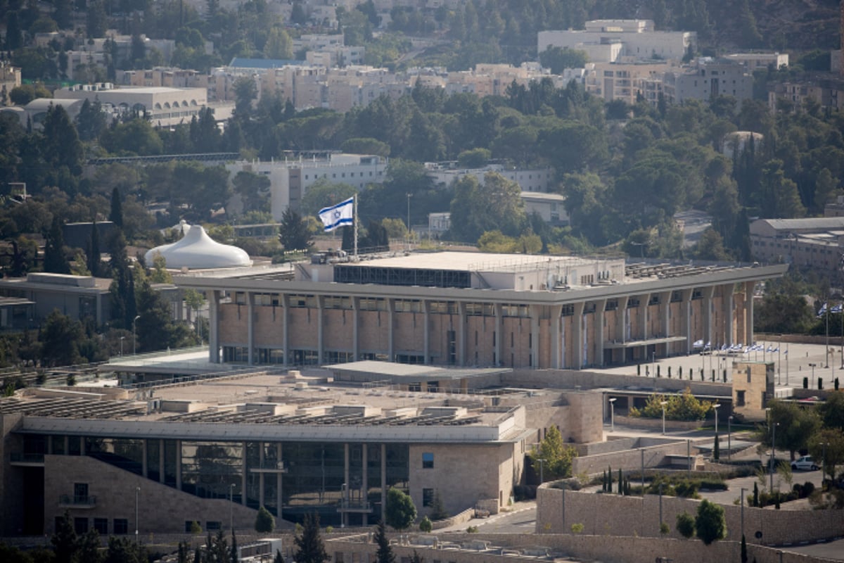 בחינת פרסומים שונים של פורום קהלת מעלה כי מדיניותו עומדת בניגוד גמור לאינטרסים של הקהילה החרדית בישראל