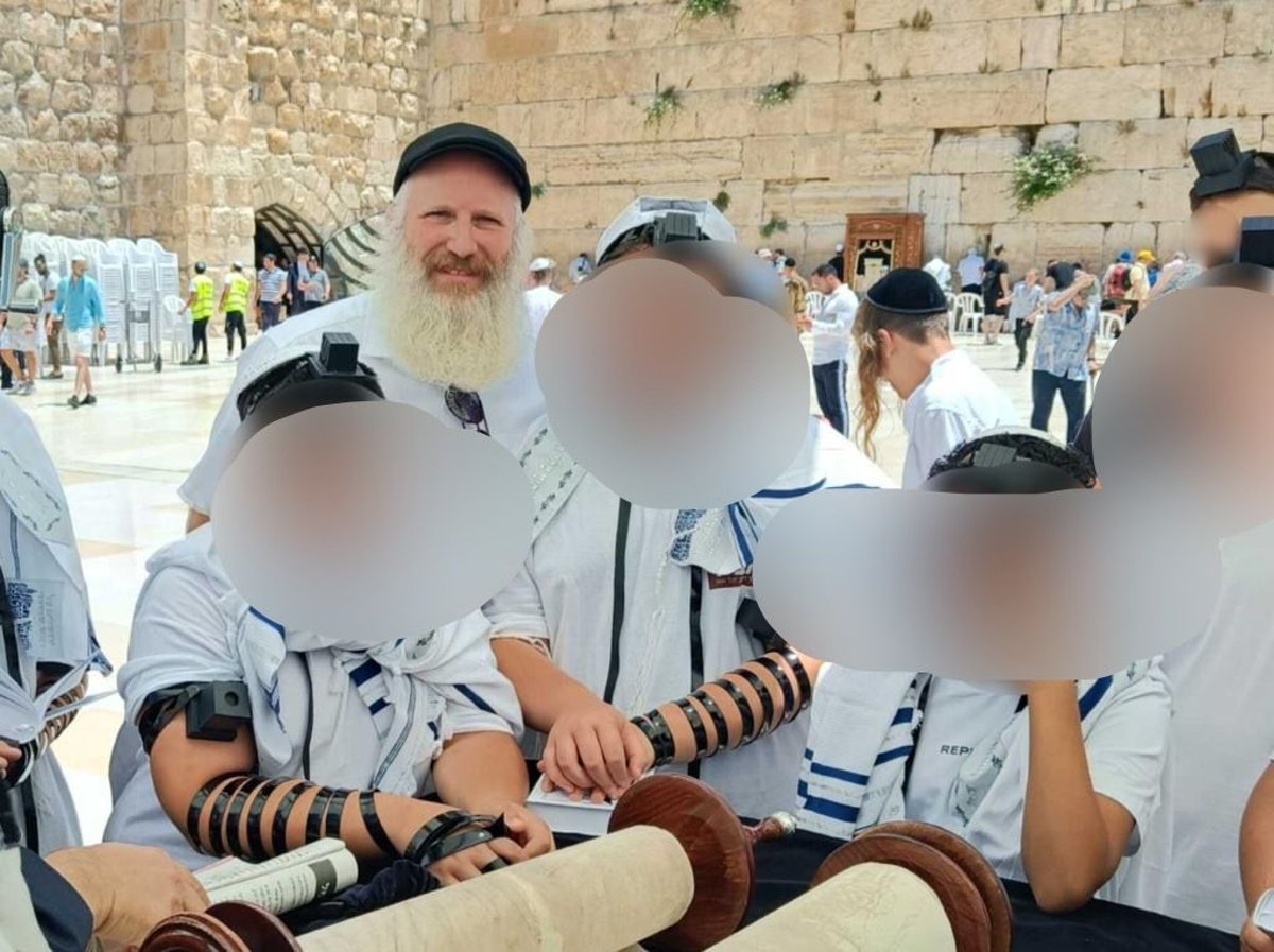 כל בר מצווה שכזו מחברת את הנערים ליהדות שנגזלה מהם בקטנותם