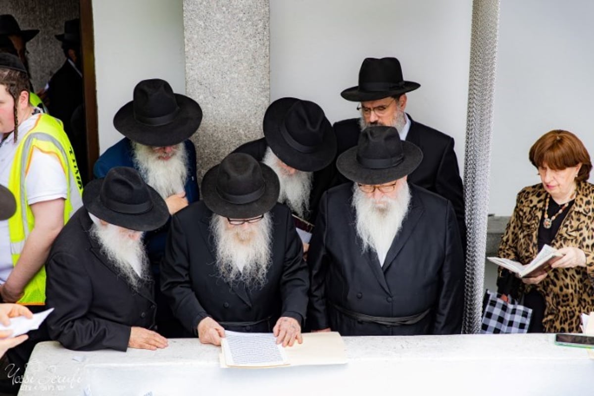 בתפוצות ישראל ציינו את יום ההילולא של הרבי מליובאוויטש זי"ע; המונים עלו לציונו