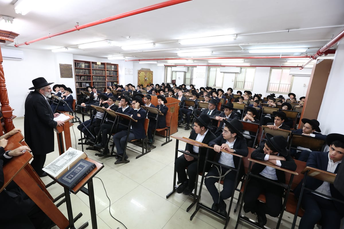 בישיבת תורה ודעת הספידו את מרן ראש הישיבה | גלריה