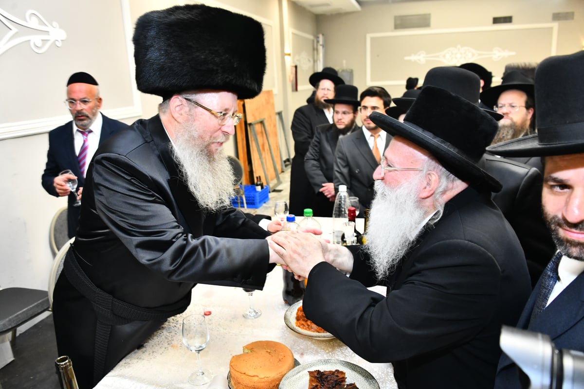 גדולי ישראל, ראשי ישיבות ורבנים בחתונת בן הגרח״א קאופמן יו"ר ועד הישיבות