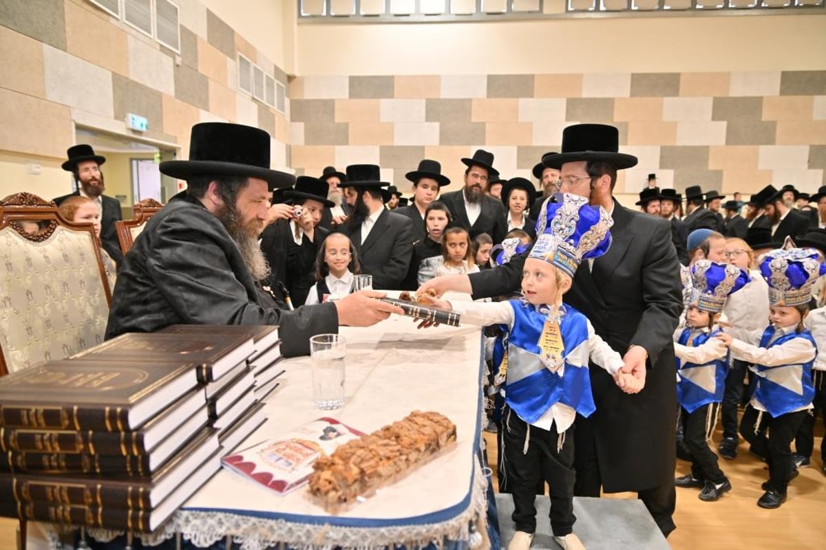 מעמד 'חומש סעודה' בת"ת פיטסבורג באשדוד