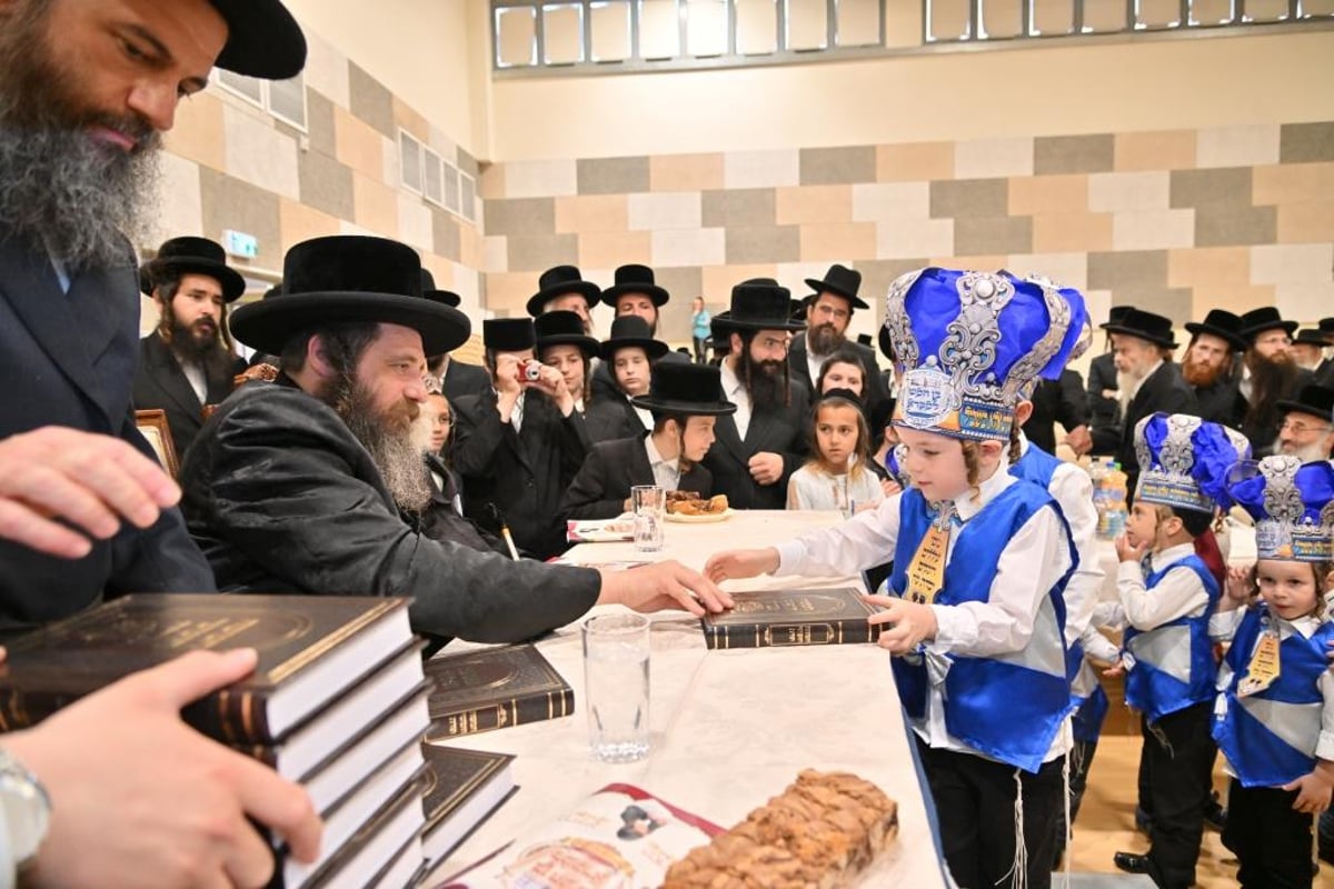 מעמד 'חומש סעודה' בת"ת פיטסבורג באשדוד