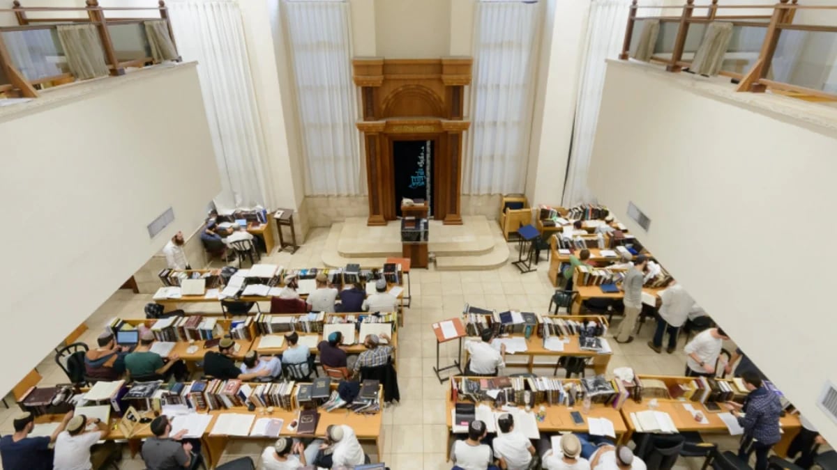 ישיבת רמת גן בביצוע חדש: "והיו למשיסה - ויז'ניץ"