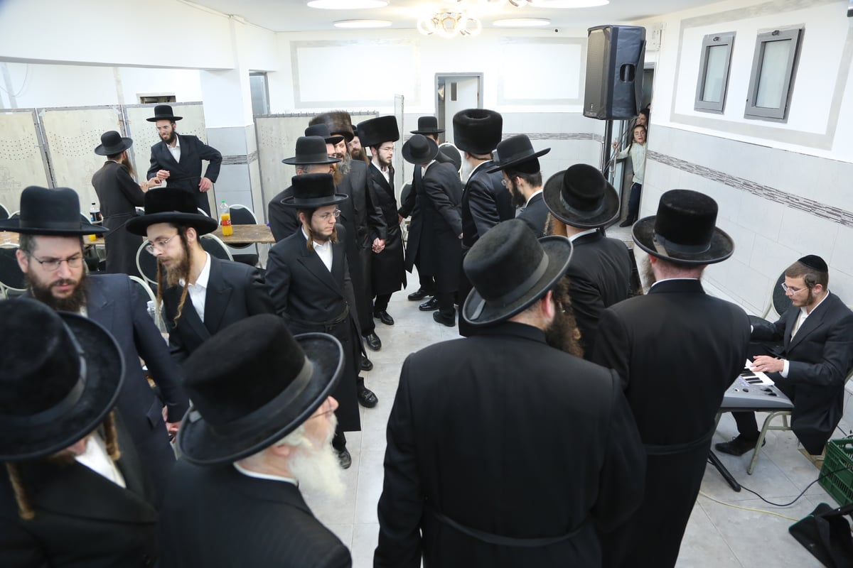 שמחת השבע ברכות לבן הרב אליהו ישראל אשלג | צפו