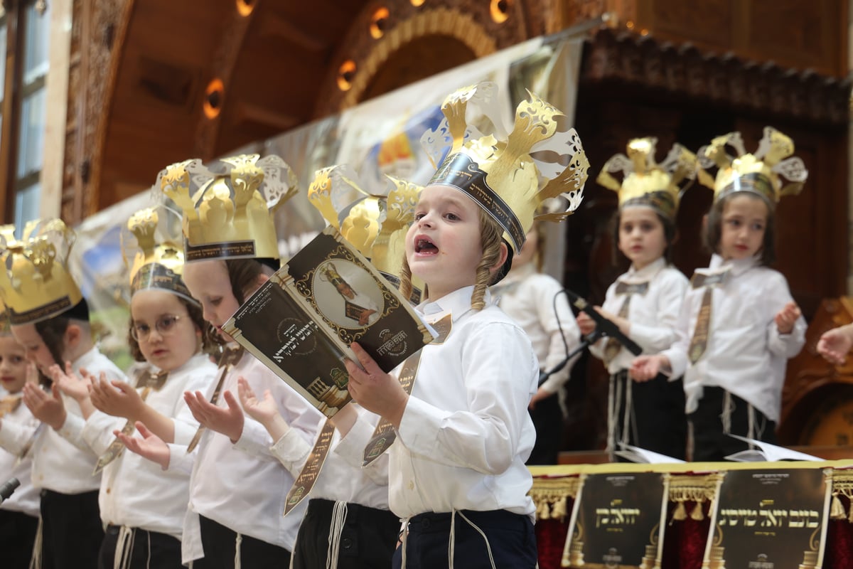 'חומש סעודה' בת"ת דושינסקיא בירושלים | תיעוד