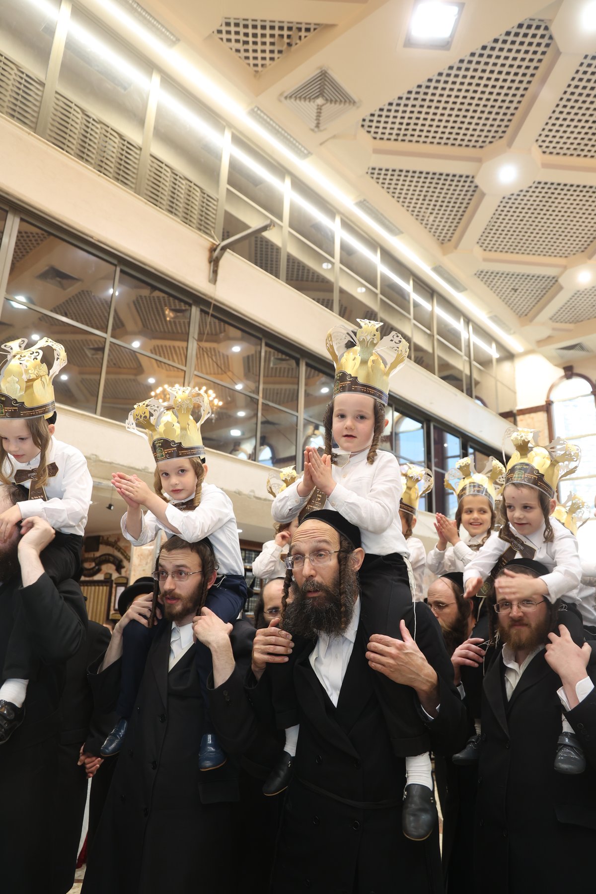 'חומש סעודה' בת"ת דושינסקיא בירושלים | תיעוד