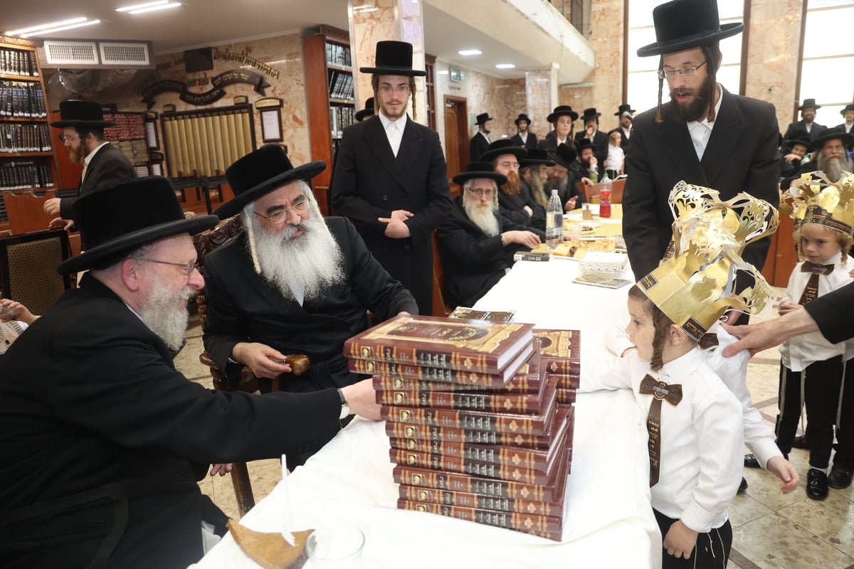 'חומש סעודה' בת"ת דושינסקיא בירושלים | תיעוד