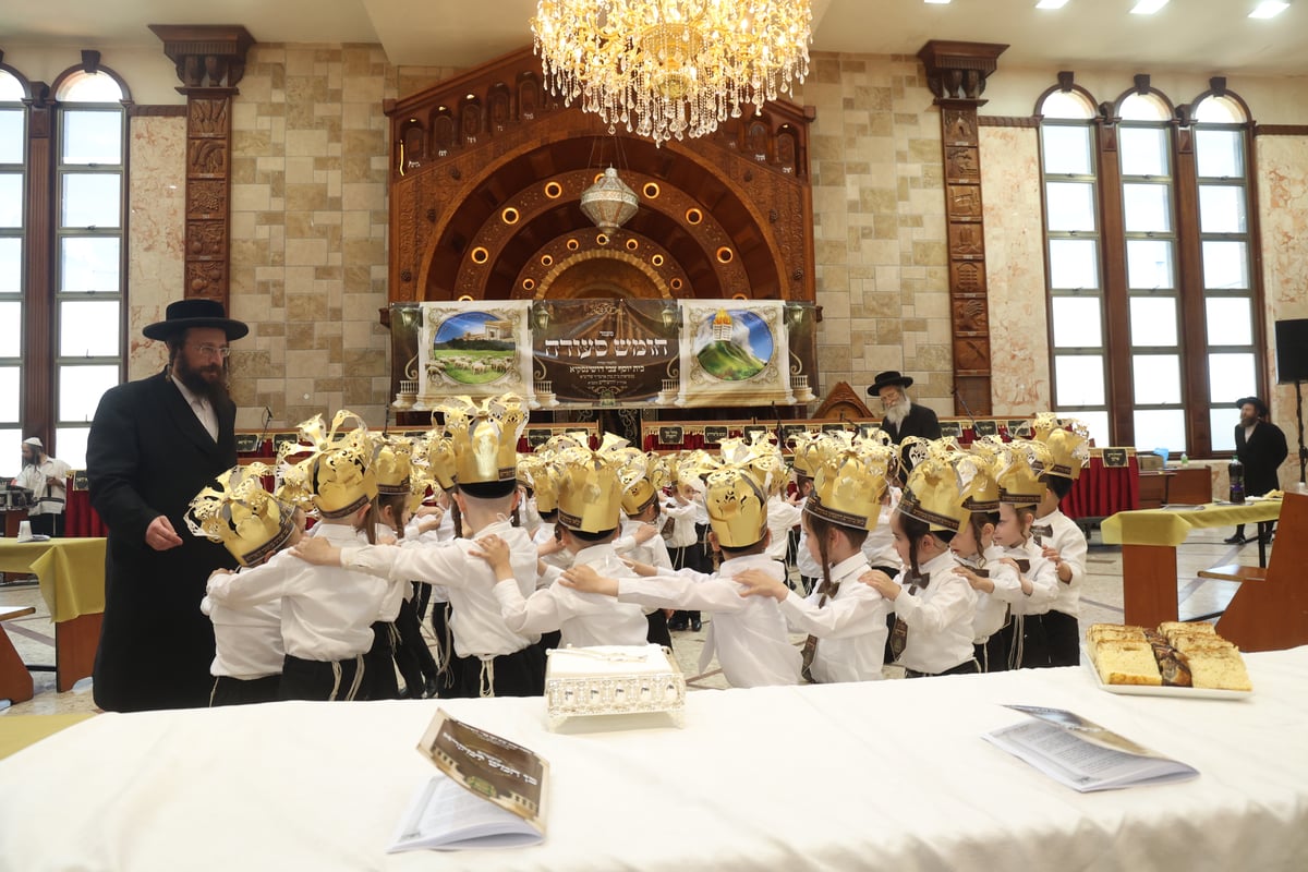 'חומש סעודה' בת"ת דושינסקיא בירושלים | תיעוד