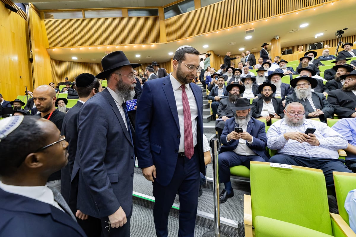 בצל הסערה: הקואליציה והאופוזיציה שילבו כוחות