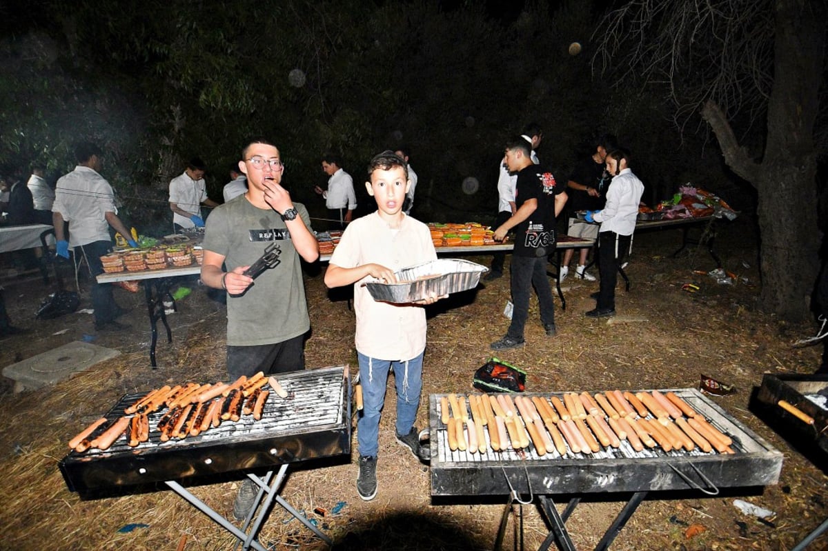 אלפים פקדו את ציונו של הצדיק רבי יצחק גברא זיע"א בעג'ור