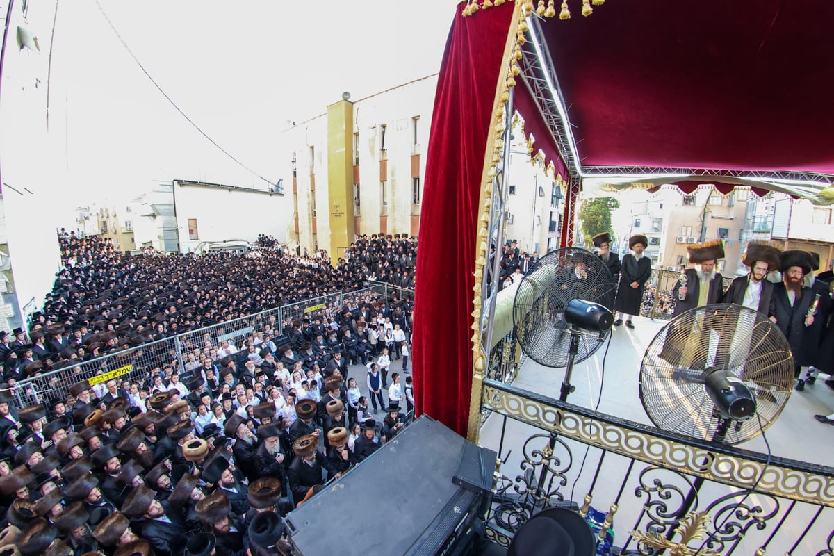 תיעוד ענק: אלפים בחתונת בן המשפיע רבי מיילך בידרמן