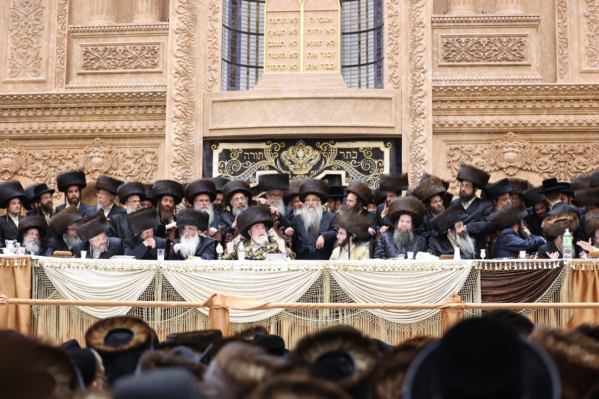 תיעוד ענק: אלפים בחתונת בן המשפיע רבי מיילך בידרמן