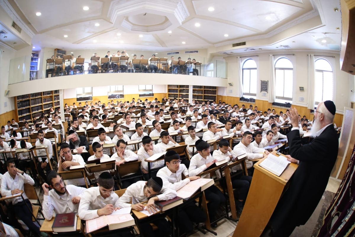 הישיבה התרחבה ובבית המדרש הוקמו גלריות • כך נראה "פתיחת הזמן"