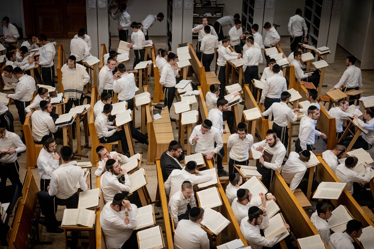 מחמם את הלב: השטייגען של אלול בישיבת קמניץ | צפו