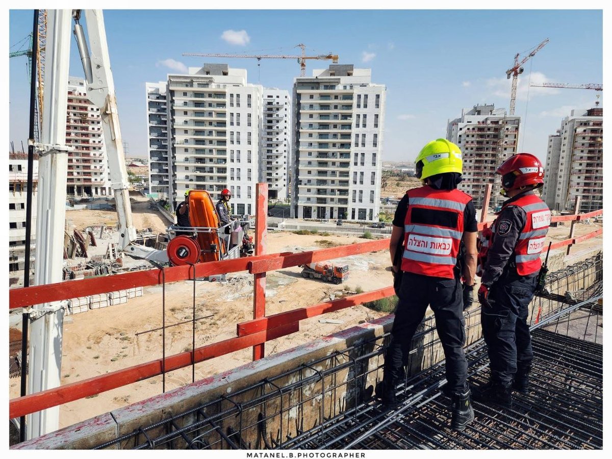 אתר בנייה | ארכיון