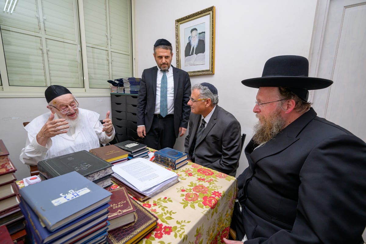 מנכ"ל כללית התברך אצל גדולי הרבנים שחיזקו את פעילותו