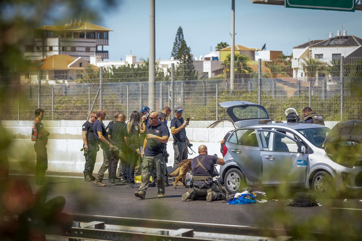 המעצר הדרמטי של לוחמי ימ"מ בכביש 431; אחד החשודים הודה בחקירה בשב"כ | תיעוד