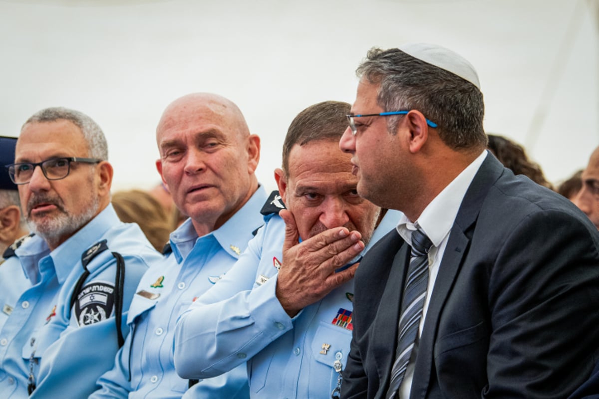 השר בן גביר ובכירי המשטרה באירוע לכבוד ראש השנה