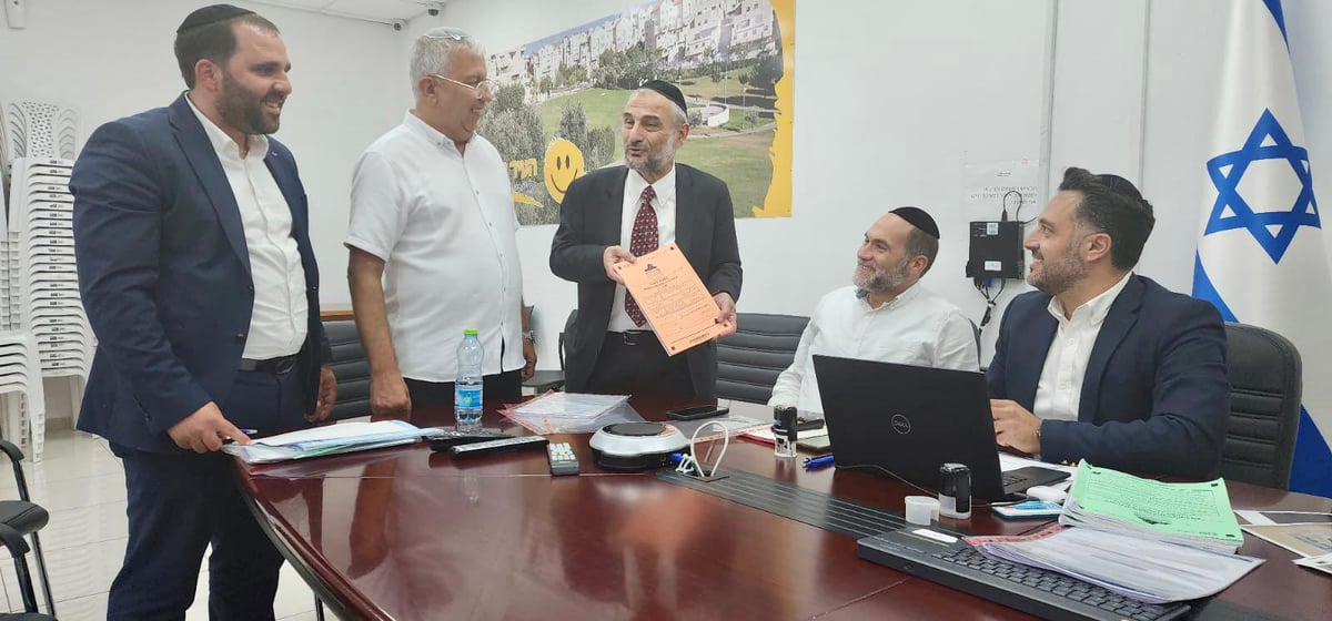 הגשת רשימת ש"ס בבית שמש