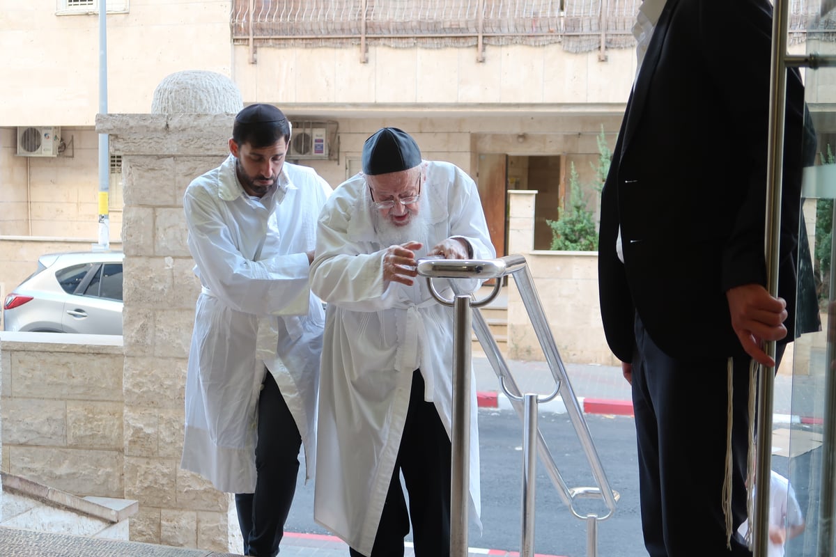 ערב יום כיפור ומוצאי יום כיפור בצל הגרמ"צ ברגמן