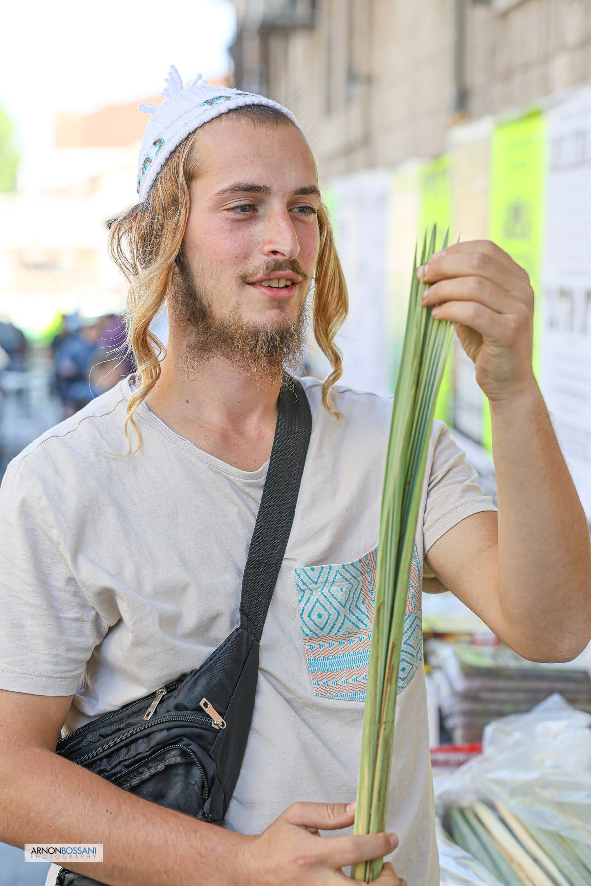 כל צבעי הקשת וחיבוב המצוות • ירושלים כפי שלא ראיתם מעולם