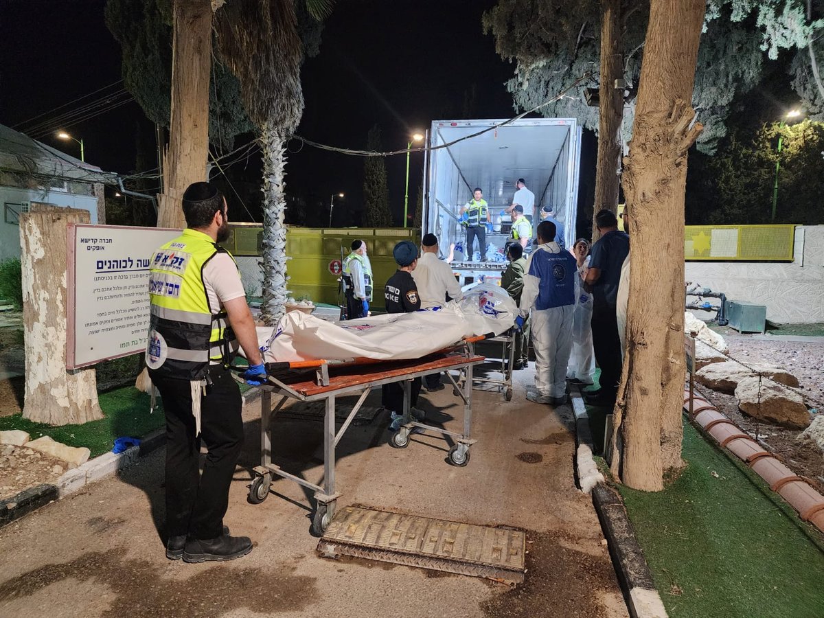 מחריד: מתנדבי זק"א בבקשת מחילה מנרצחי מתקפת הפתע