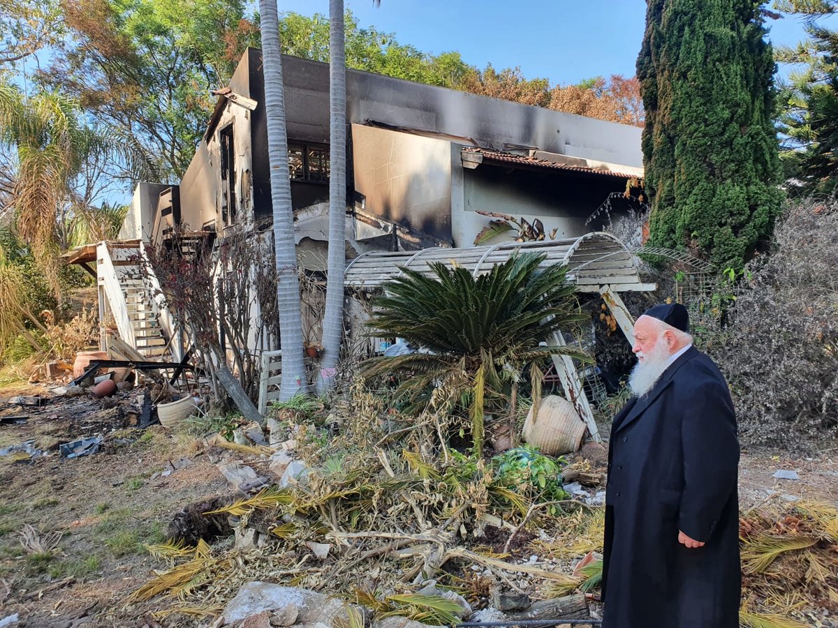 השר גולדקנופף: "היום בארי הוא סמל החורבן - מחר זה יהיה סמל התקומה" 