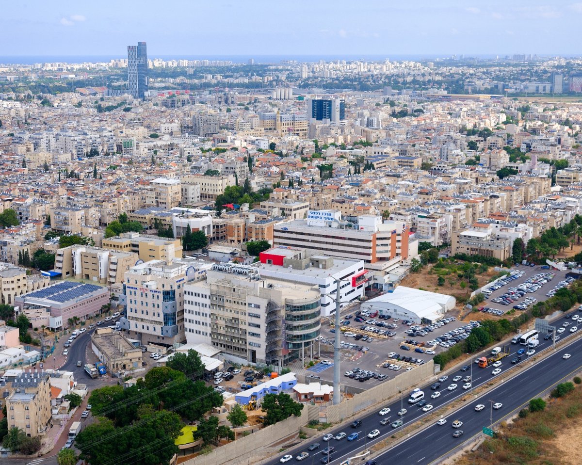 מעייני הישועה בצילום אווירי