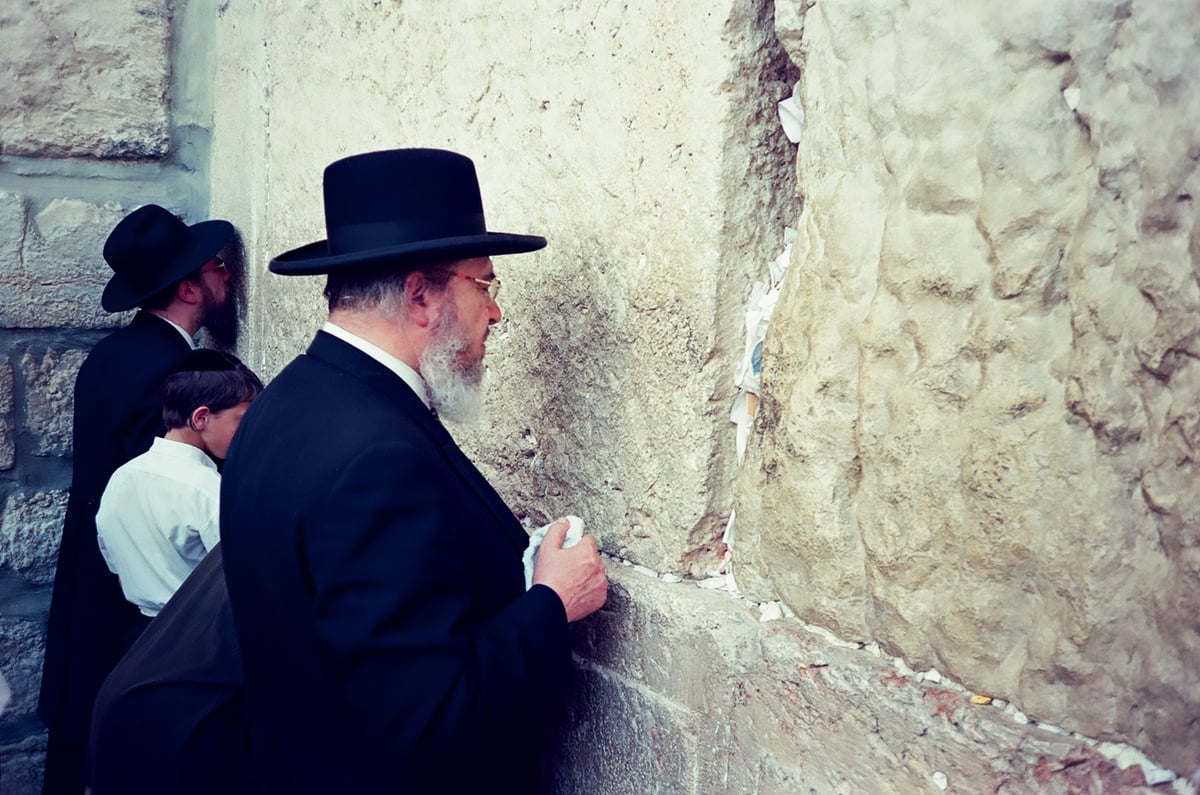 מראות מחייו של הגאון רבי ברוך מרדכי אזרחי זצוק"ל