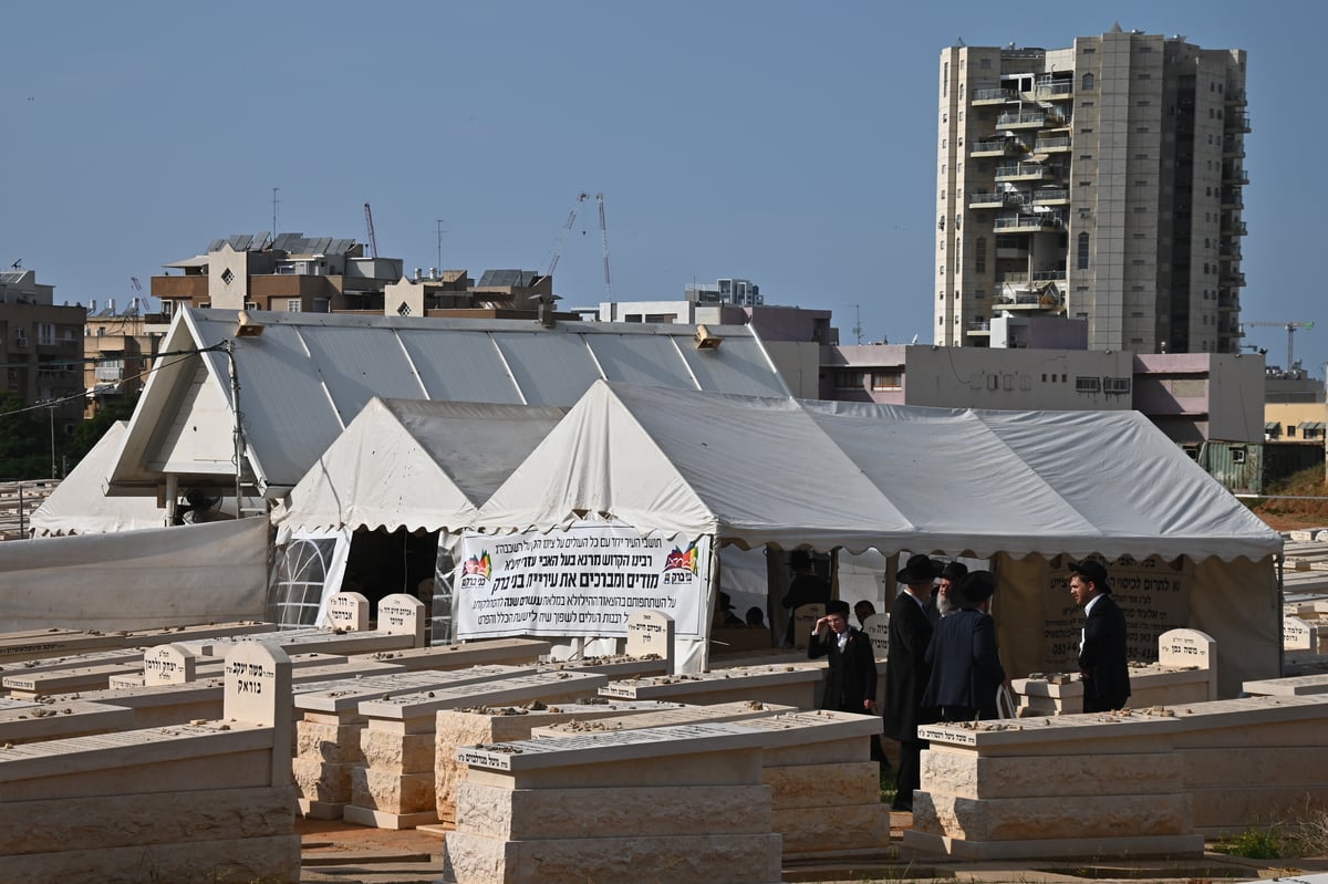 היארצייט של מרן הרב שך זצ"ל