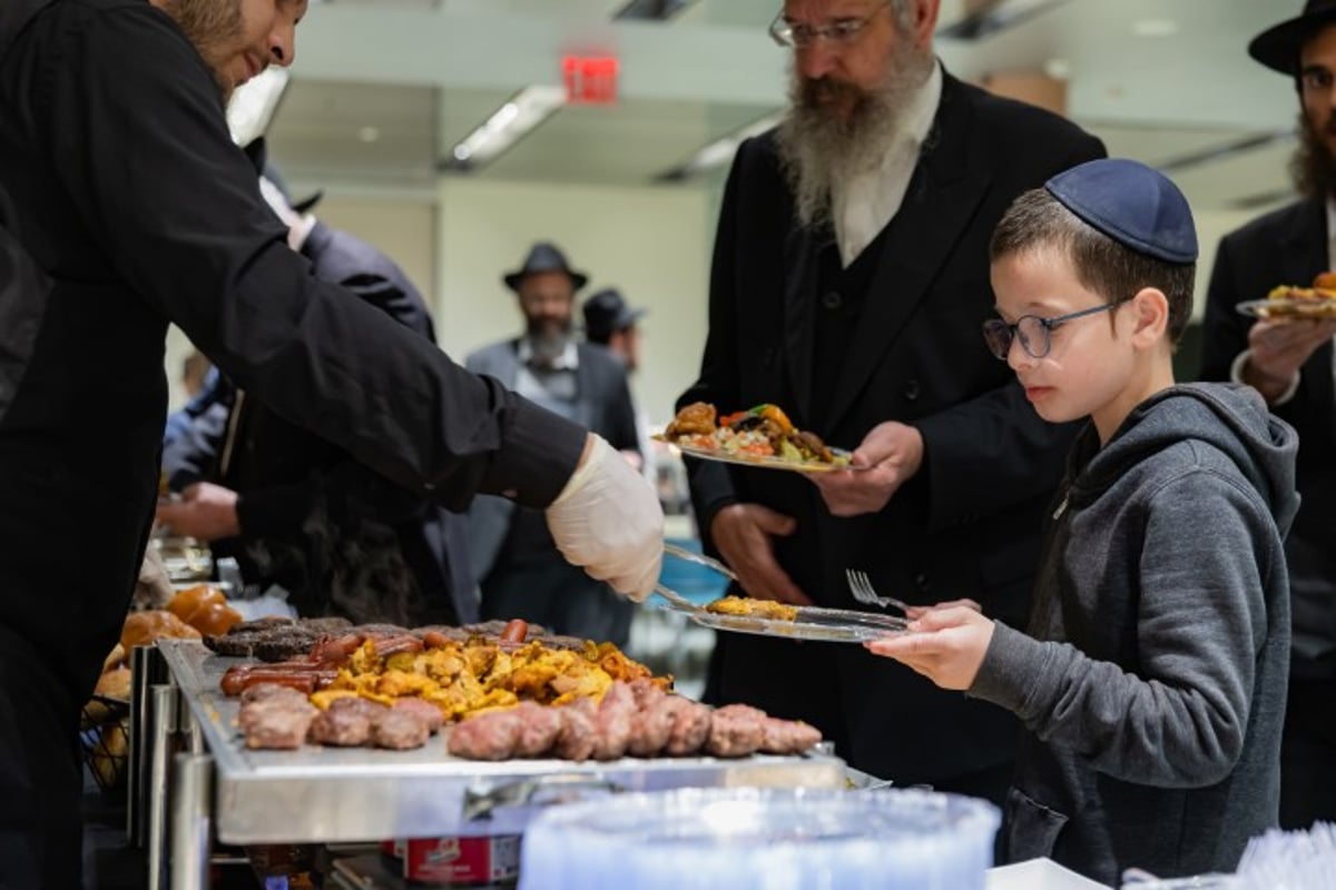 בצל האנטישמיות העולמית: אלפי שלוחי חב"ד מהעולם מתכנסים בניו יורק