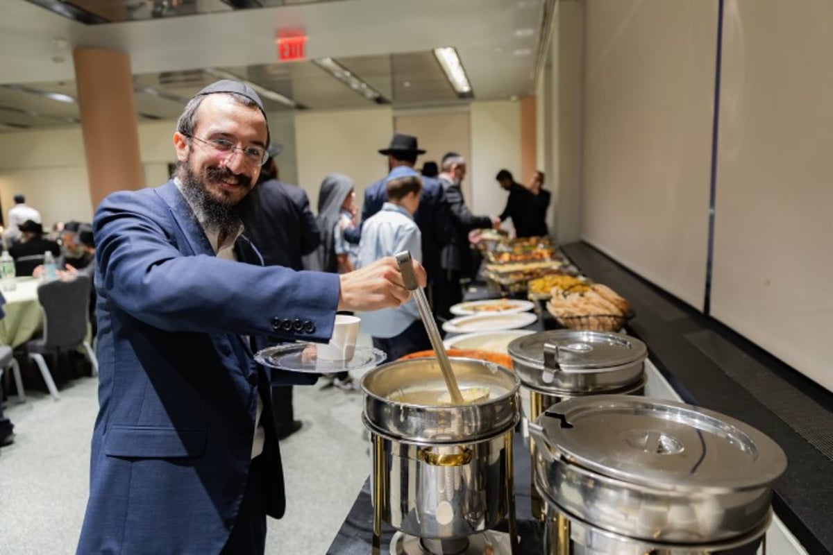 בצל האנטישמיות העולמית: אלפי שלוחי חב"ד מהעולם מתכנסים בניו יורק