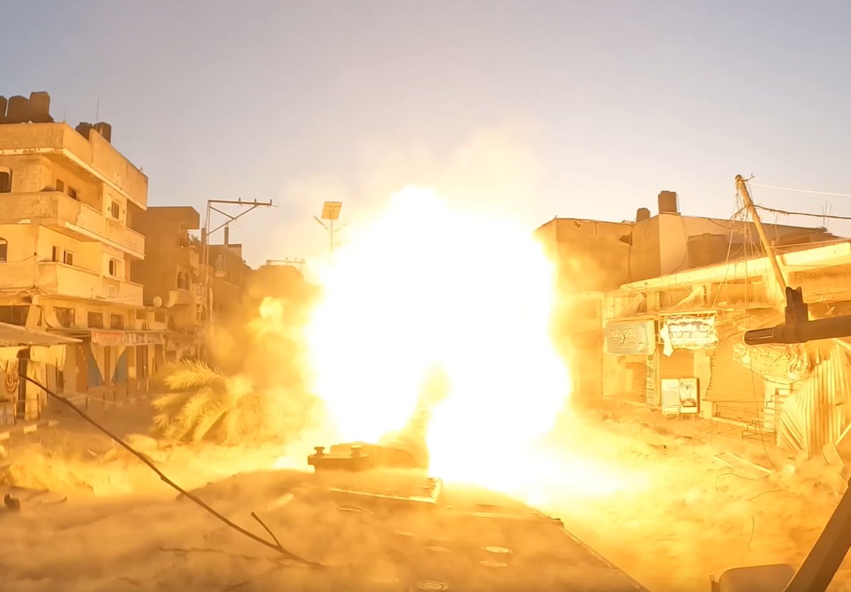 תקיפות מהאוויר, היבשה והים; כך נראה יירוט הפטריוט | צפו