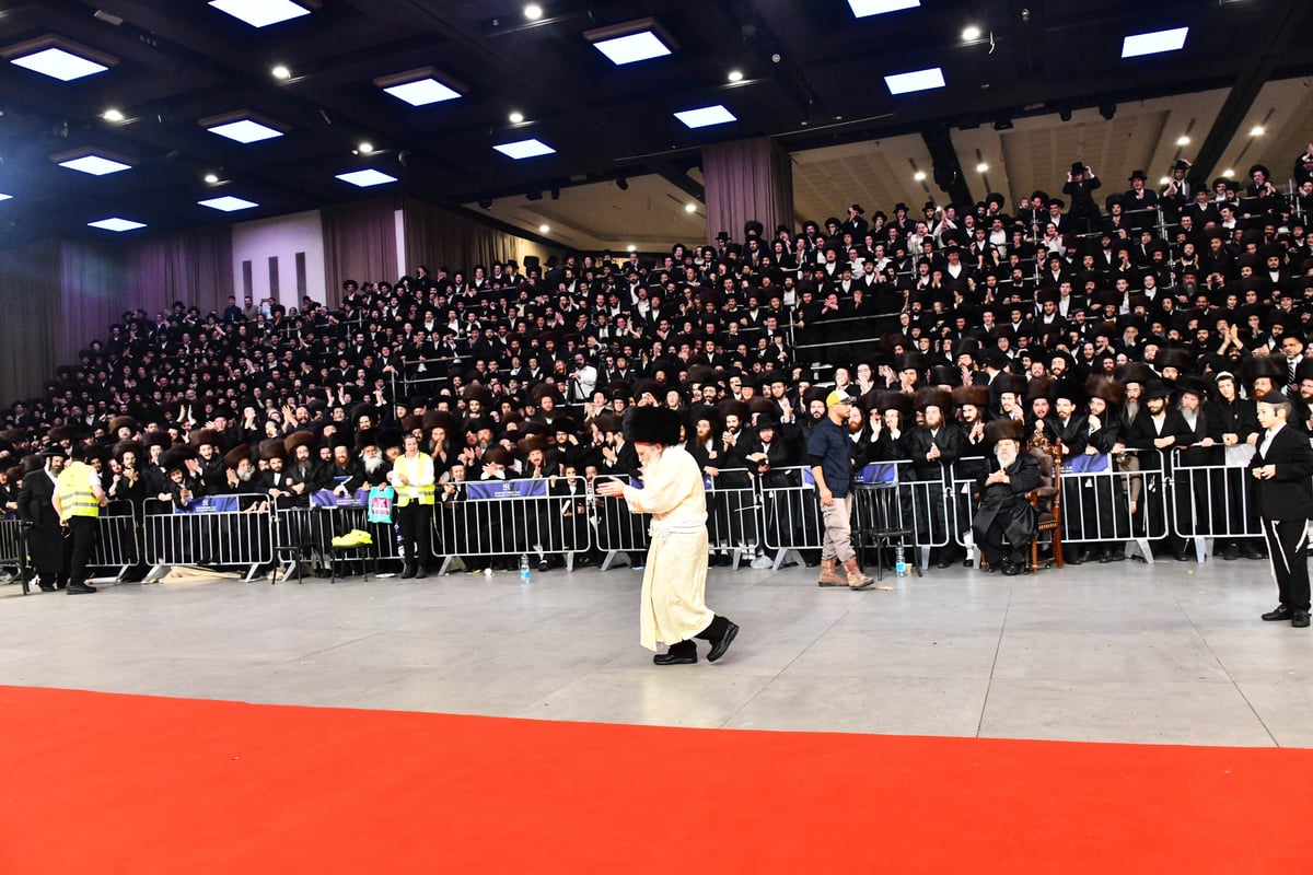 חתונת בן הגרי"מ מורגנשטרן ב'אווניו'