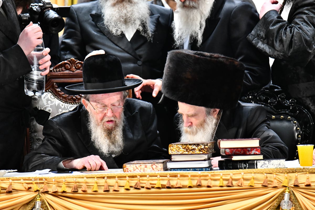 חתונת בן הגרי"מ מורגנשטרן ב'אווניו'