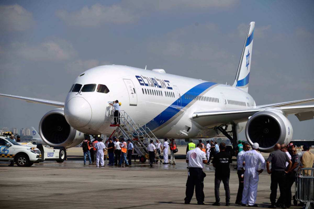 מטוס דרימליינר של אל על בנתב"ג