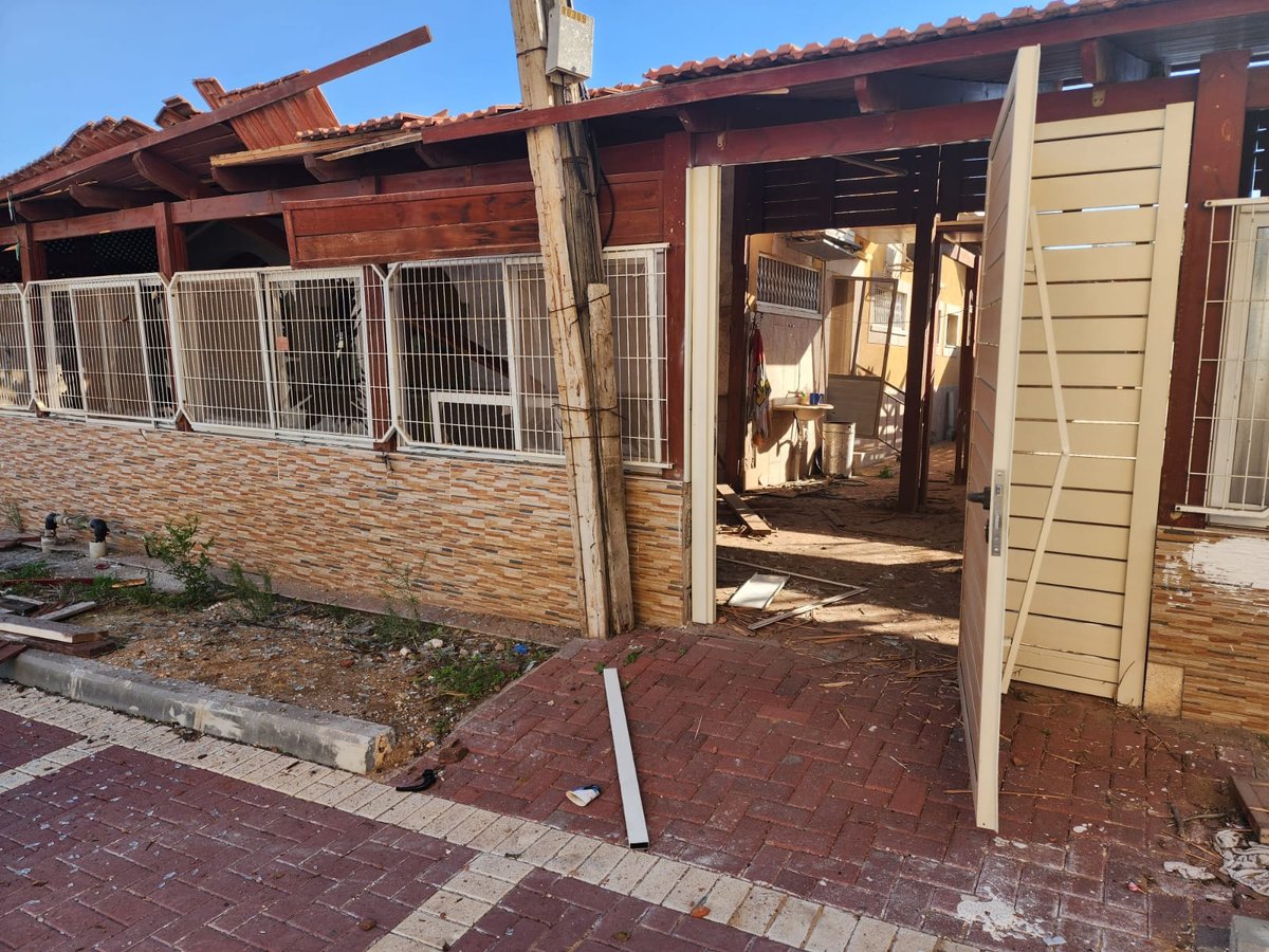 הנפילה בבית הכנסת
