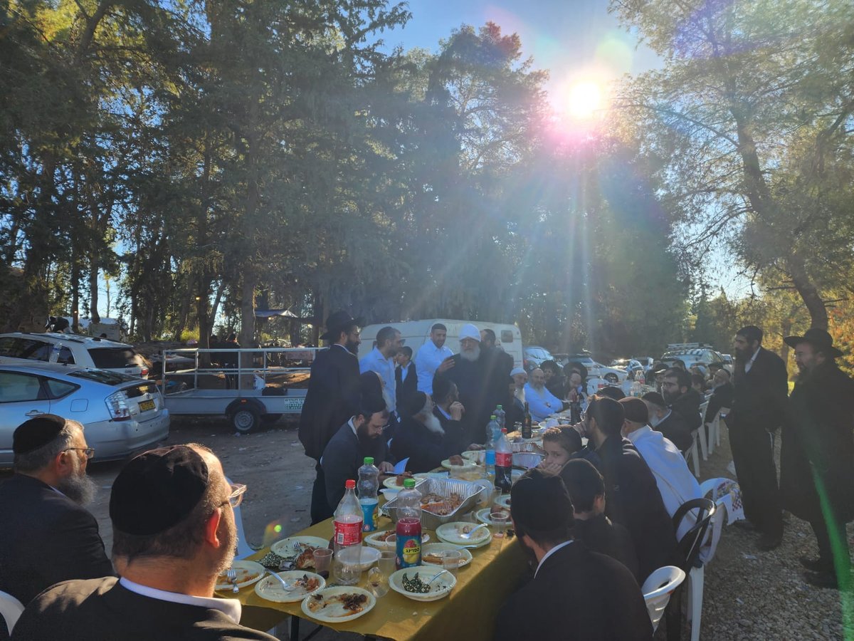 סעודת סיום ספר הזוהר הקדוש בזאת חנוכה תשפ"ד בקבר מתתיהו