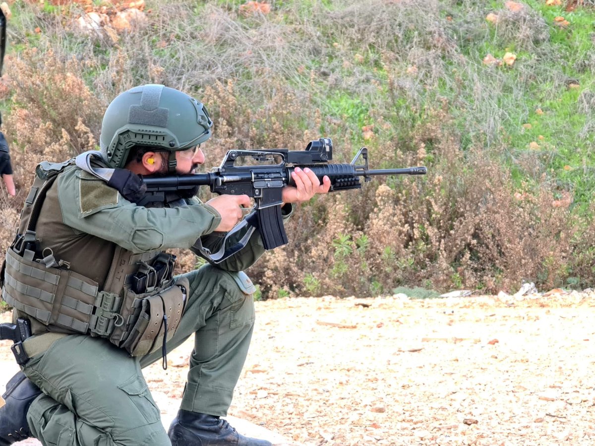 החיילים החרדים בתרגול צבאי ברחבי העיר