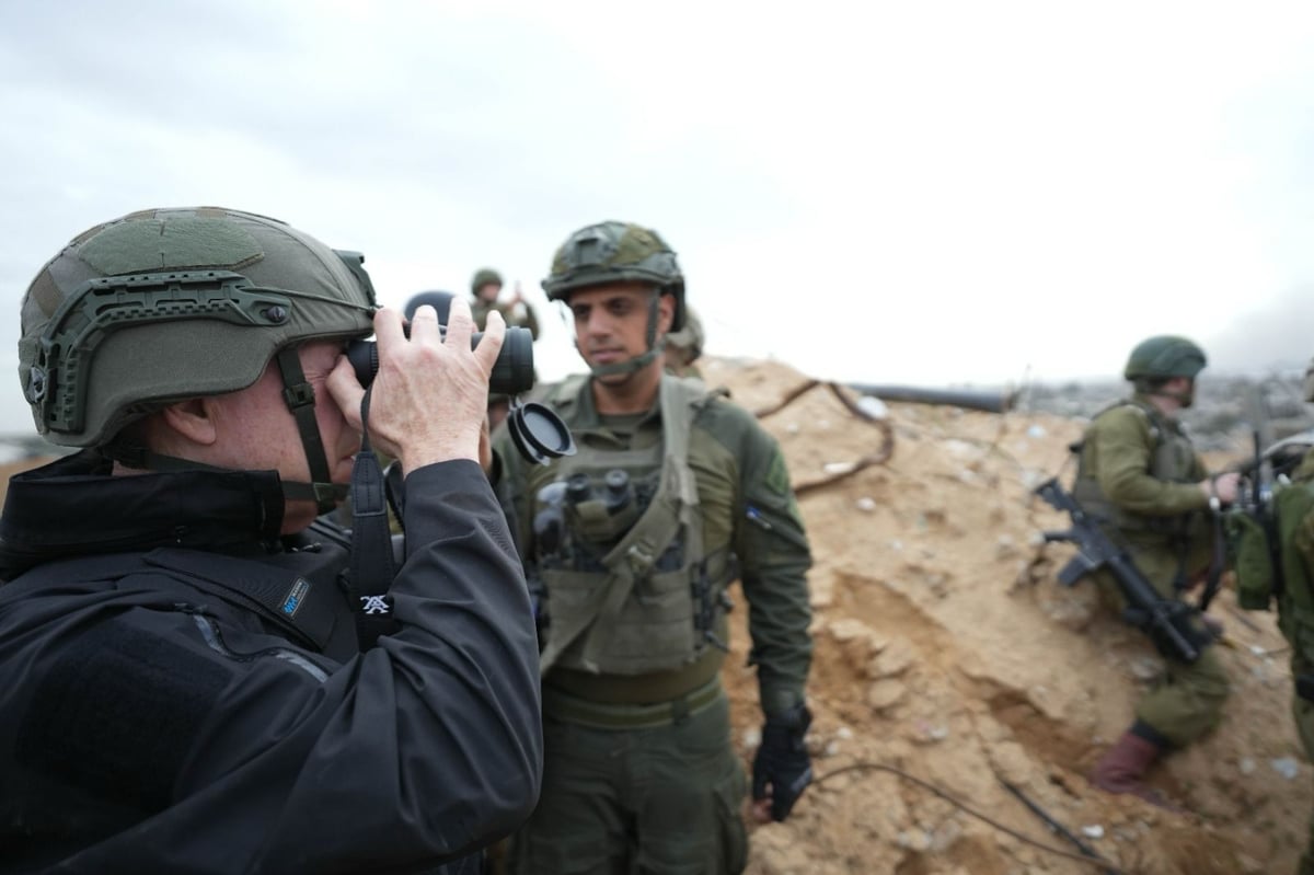 גלנט וגנץ נכנסו לעזה: "סינוואר יושב בבונקר ורואה איך נראית שג'אעיה"