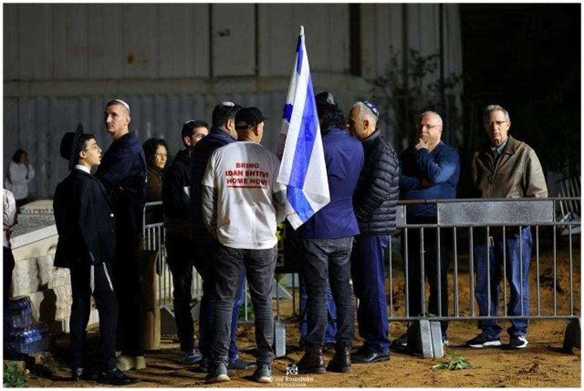 אלפי תושבי בני ברק בעצרת התעוררות למען החטופים