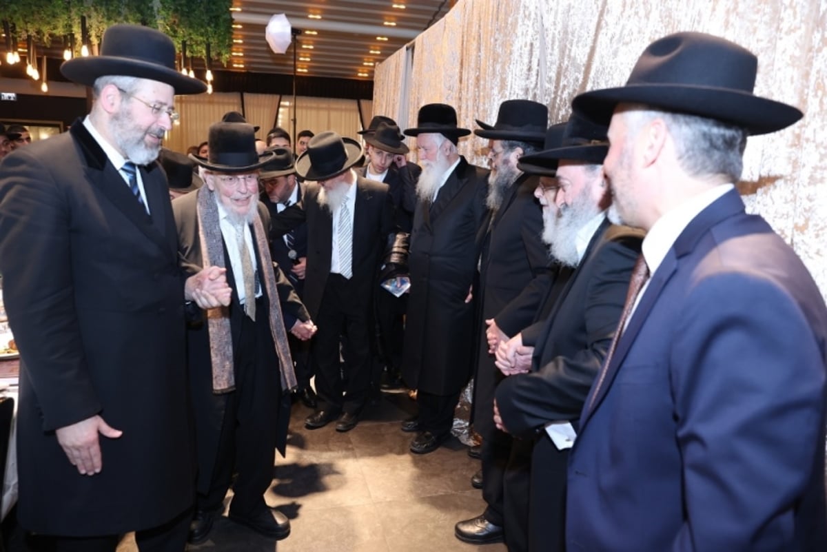 גלריה מרהיבה: כל ה-'מי ומי' בבר המצווה של בנו של השר