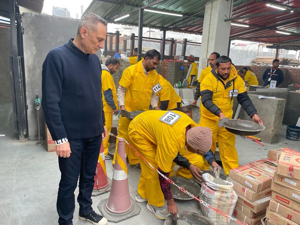 13 אלף עובדים זרים בדרכם לעבודה בענף הבניה בישראל